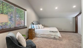 702 Glacier Loop Rd, Bayview, ID 83803