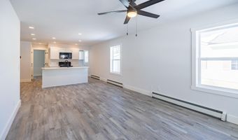 17 Streamside Dr, Auburn, ME 04210