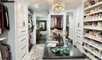 1005 N Shore Dr, Carlsbad, NM 88220