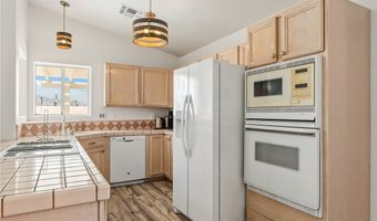 1185 Chippewa Dr, Bullhead City, AZ 86442