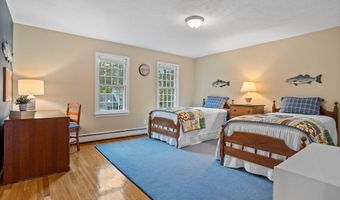 19 Lincoln Dr, Acton, MA 01720