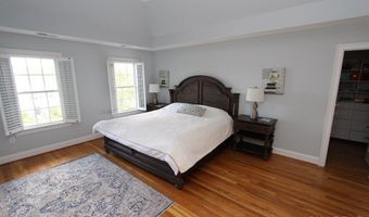 19 Devonshire Ct, Avon, CT 06001