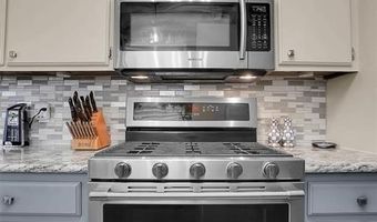 605 Comanche Trl, Altus, OK 73521