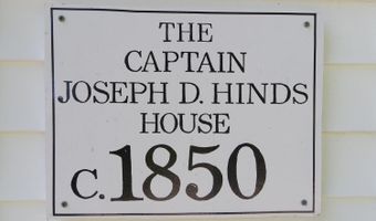 86 High St, Belfast, ME 04915