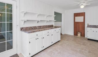 945 SNYDER Rd, Arkadelphia, AR 71923