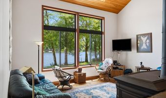 71616 NORTHSHORE Dr, Birkenfeld, OR 97016