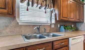 2600 Jefferson Dr, Moore, OK 73160