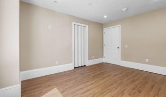 6 Windsor St, Andover, MA 01810