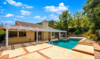 27555 Freetown Ln, Agoura Hills, CA 91301