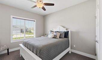 1009 Baileys Grove Dr, Adel, IA 50003