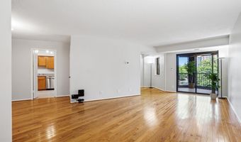 5904 MOUNT EAGLE Dr 711, Alexandria, VA 22303