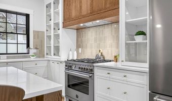 167 Franklin St 167, Arlington, MA 02474