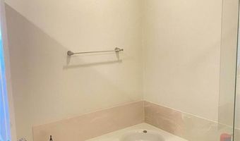 5014 Calloway Dr, Addison, TX 75001