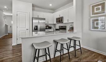 223 Maddox Dr, Aberdeen, NC 28315