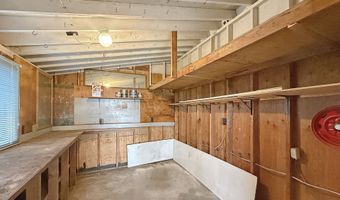 98042 W BENHAM Ln 1, Brookings, OR 97415