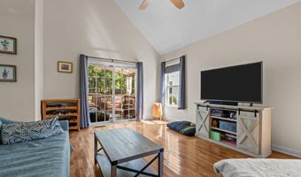 110 Lightwater Dr, Aberdeen, NC 28315
