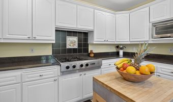 496 Beach St, Ashland, OR 97520