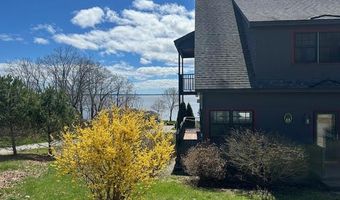 11 Treat St, Belfast, ME 04915