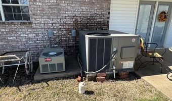 2702 N Hickory St, McAlester, OK 74501