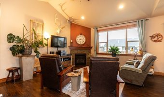 1005 Las Campanas, Belgrade, MT 59714
