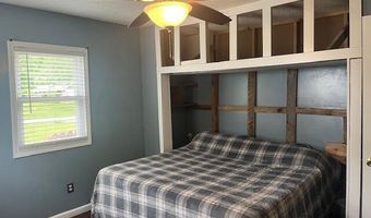 379 S High St, Austin, IN 47102