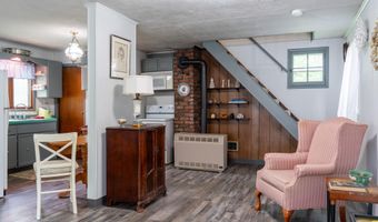 234 Log City Rd, Amsterdam, NY 12010