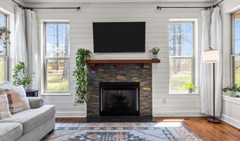 105 Bree Ct, Aberdeen, NC 28315
