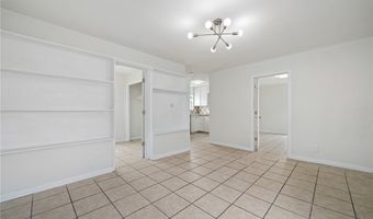 215 S 11th St, Aransas Pass, TX 78336
