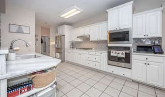 12528 Raintree Pl, Biloxi, MS 39532