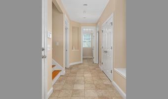 68 Delta Dr, North Kingstown, RI 02874