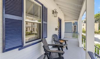 5 Mt. Vernon St, Newport, RI 02840