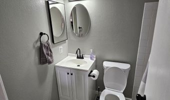 1940 S COCONINO Dr, Apache Junction, AZ 85120
