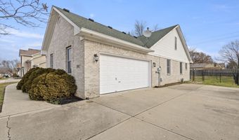 7907 Shannon Lakes Way, Indianapolis, IN 46217