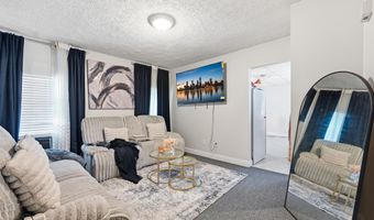 10 Pearl St, Auburn, ME 04210