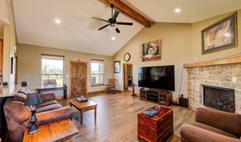 1020 County Road 1596, Alvord, TX 76225