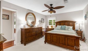 95 Pensacola Ave, Arden, NC 28704