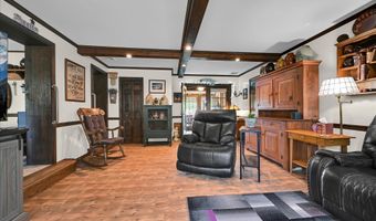 4 N CONESTOGA VIEW Dr, Akron, PA 17501