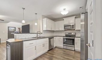 14617 Bowman St, Athens, AL 35614