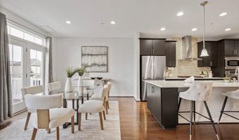 44713 PLYMPTON Sq, Ashburn, VA 20147