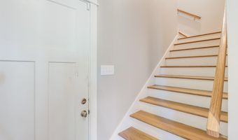 368 Goose Pointe Blvd, Biloxi, MS 39531