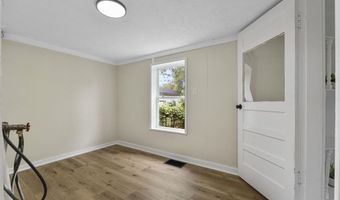 1611 Sprott St, Auburn, IN 46706