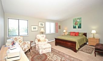 66 Girard Ave 312, Newport, RI 02840