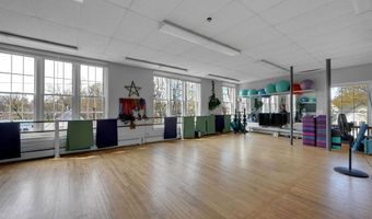 14 School St, Bristol, VT 05443