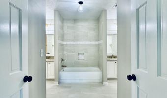 124 Westlake Dr, Brandon, MS 39047