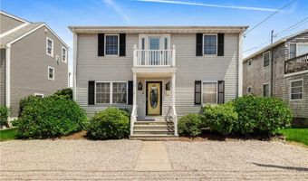 16 Elm Ave, Narragansett, RI 02882