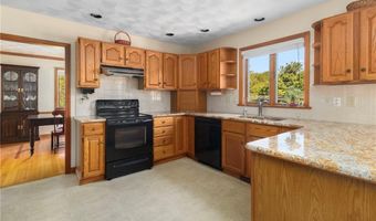 227 Prospect Ave, Middletown, RI 02842