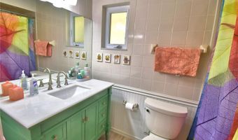 902 CRESTVIEW Dr, Auburndale, FL 33823