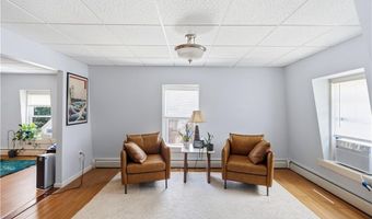 14 Garfield Ave, East Providence, RI 02916