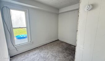 62 Glen Ave, Amsterdam, NY 12010