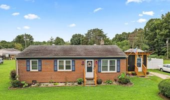 135 Brown St, Appomattox, VA 24522